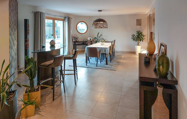Ferienhaus - Montfort-sur-Meu , Frankreich - FBI136 305
