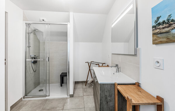 Holiday Home - Saint-Méloir-des-Ondes , France - FBI177 702