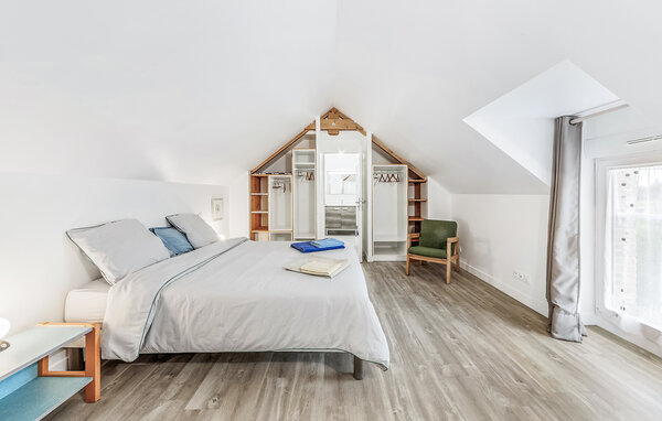 Holiday Home - Saint-Méloir-des-Ondes , France - FBI177 602