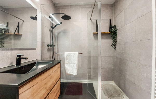 Semesterhus - Parigné , Frankrike - FBI195 701