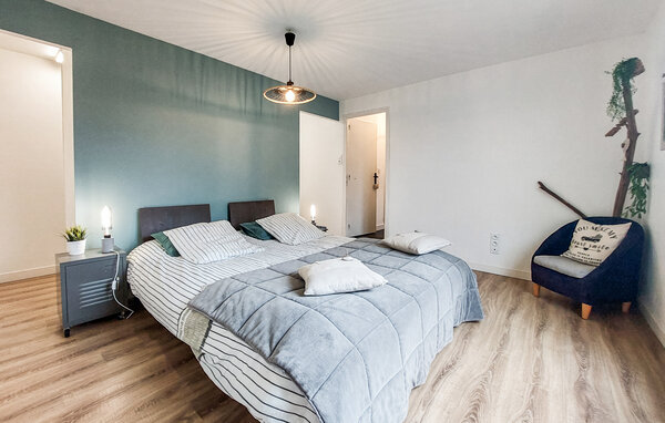 Semesterhus - Parigné , Frankrike - FBI195 601