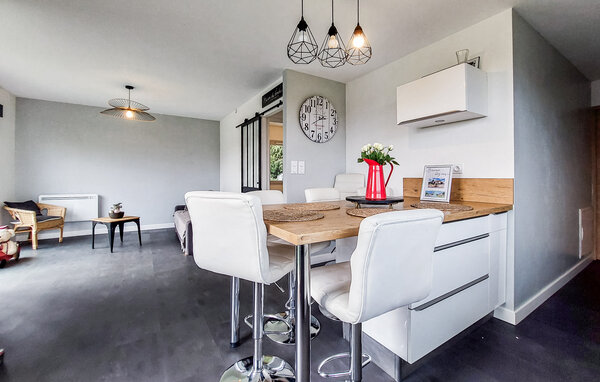 Semesterhus - Parigné , Frankrike - FBI195 401