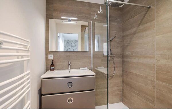 Holiday Home - Dinard , France - FBI200 701