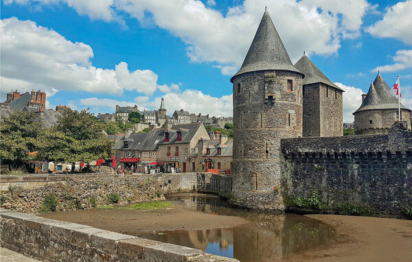 Domy wakacyjne - Noyal-Sous-Bazouges , Francja - FBI204 903