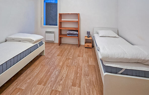 Apartment - Le Pellerin , France - FBL071 601