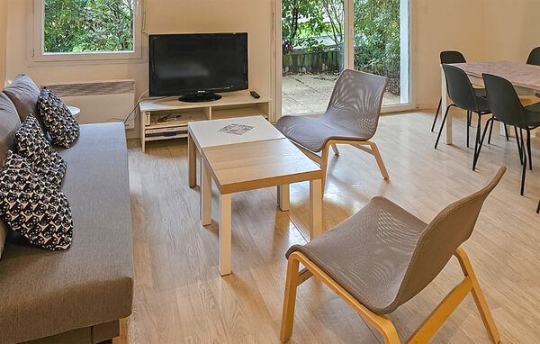 Apartment - Le Pellerin , France - FBL071 301