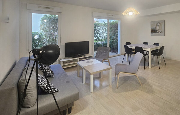Apartment - Le Pellerin , France - FBL071 302
