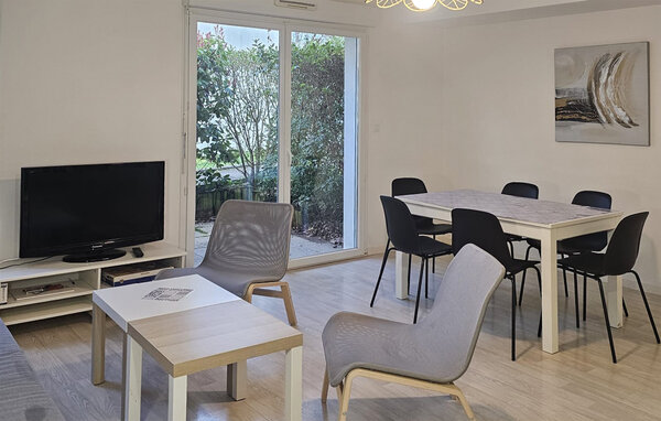 Apartment - Le Pellerin , France - FBL071 303