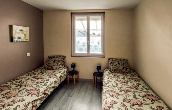 Holiday Home - Saint Michel Chef Chef , France - FBL077 602
