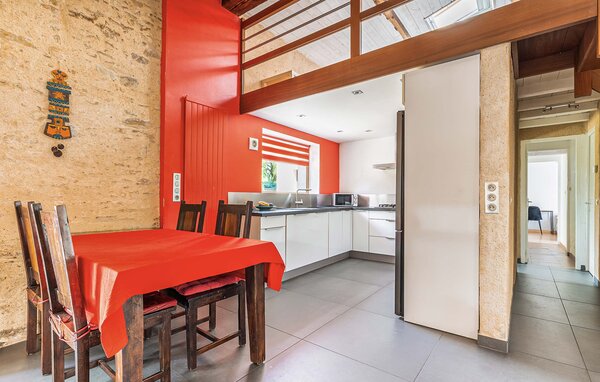Holiday Home - BOUGUENAIS , France - FBL081 302