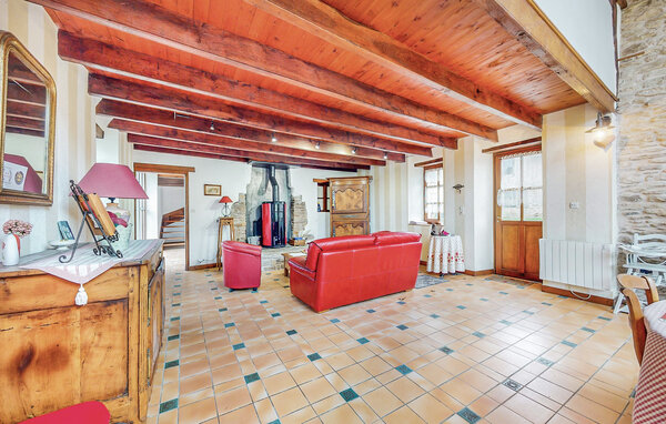 Location de vacances - Saint Lyphard , France - FBL093 301