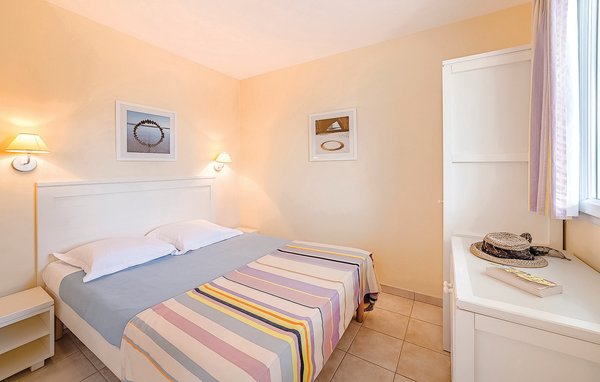 Apartamento - Château-d'Olonne , Francia - FBM202 601