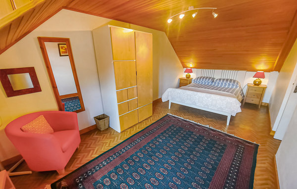 Semesterhus - Ruffiac , Frankrike - FBM214 601