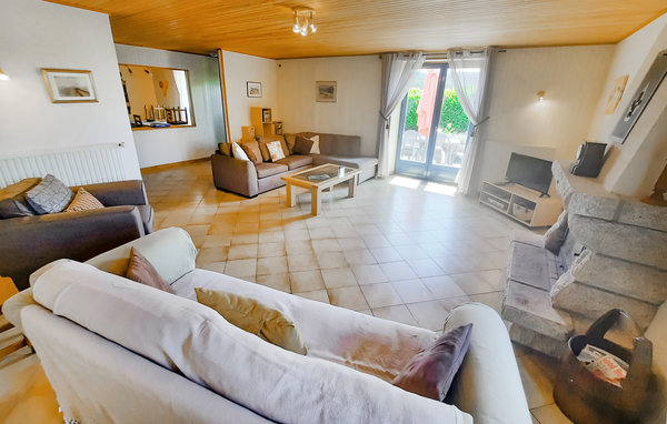 Semesterhus - Ruffiac , Frankrike - FBM214 3
