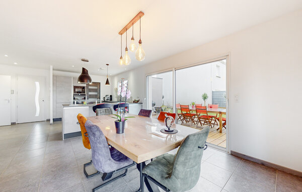 Semesterhus - Landévant , Frankrike - FBM274 5