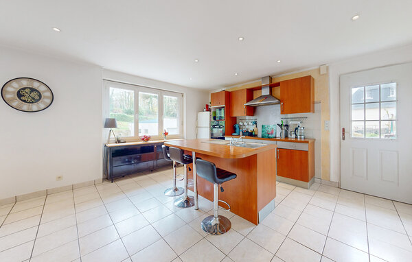Holiday Home - Lanvaudan , France - FBM285 401