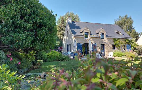 Holiday Home - Saint-Gildas-de-Rhuys , France - FBM297 81