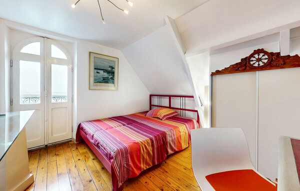 Holiday Home - Quiberon , France - FBM323 601