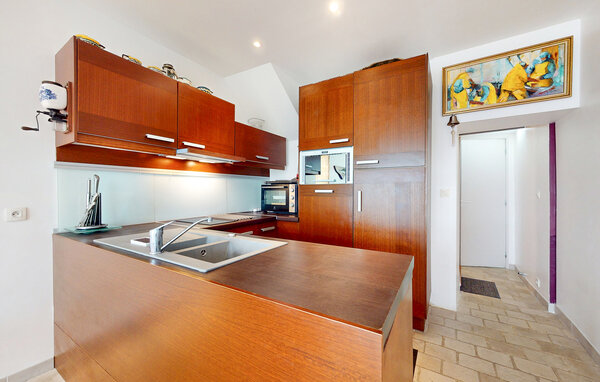 Holiday Home - Quiberon , France - FBM323 401