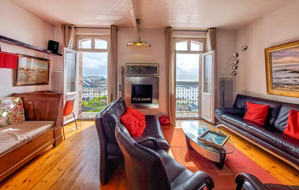 Holiday Home - Quiberon , France - FBM323 301