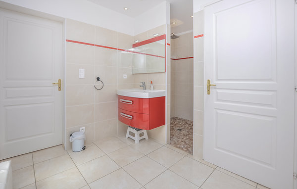 Location de vacances - Saint-Cézaire-Sur-Siagne , France - FCA856 703