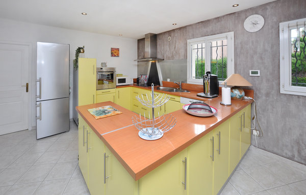 Location de vacances - Saint-Cézaire-Sur-Siagne , France - FCA856 6