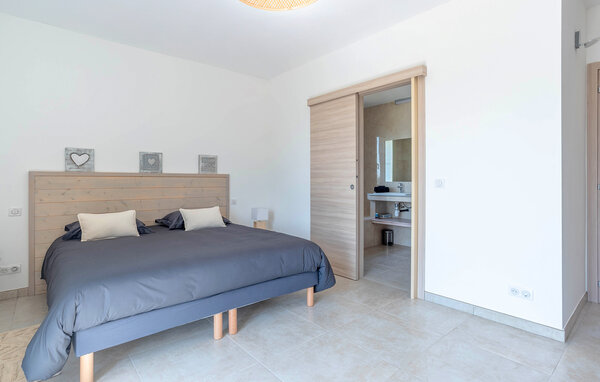 Location de vacances - Saint-Cézaire-sur-Siagne , France - FCA912 604