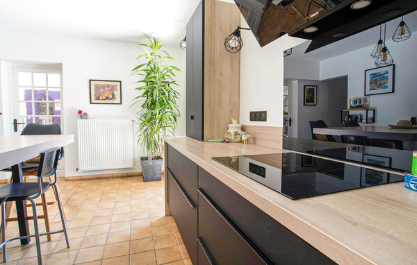 Location de vacances - Saint Cezaire , France - FCA918 403