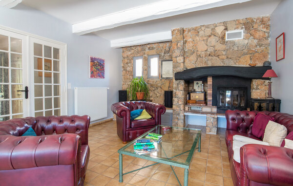 Location de vacances - Saint Cezaire , France - FCA918 301