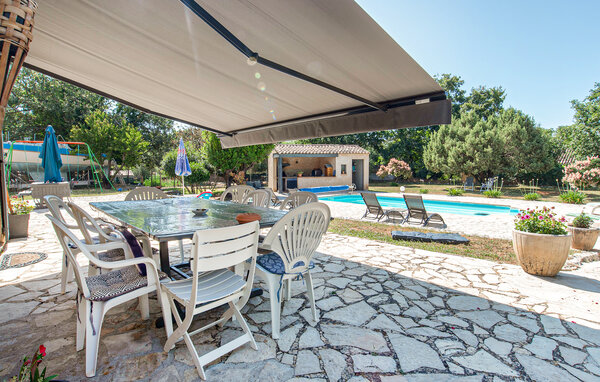 Location de vacances - Saint Cezaire , France - FCA918 102