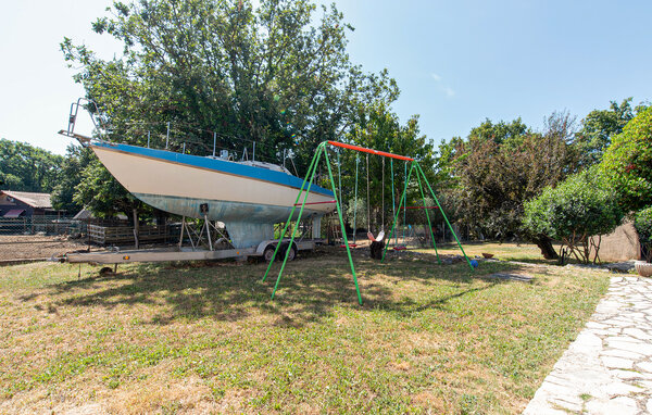 Location de vacances - Saint Cezaire , France - FCA918 104