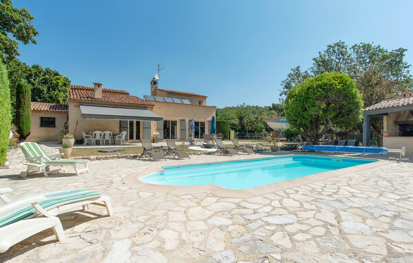Location de vacances - Saint Cezaire , France - FCA918 11