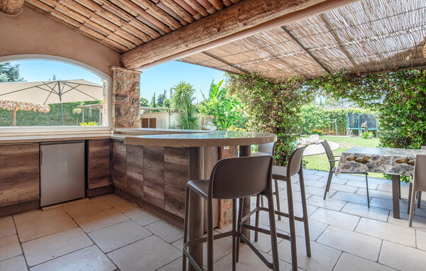 Location de vacances - Peymeinade , France - FCA929 103