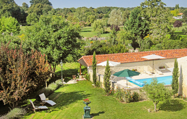 Holiday Home - Beurlay , France - FCH046 2