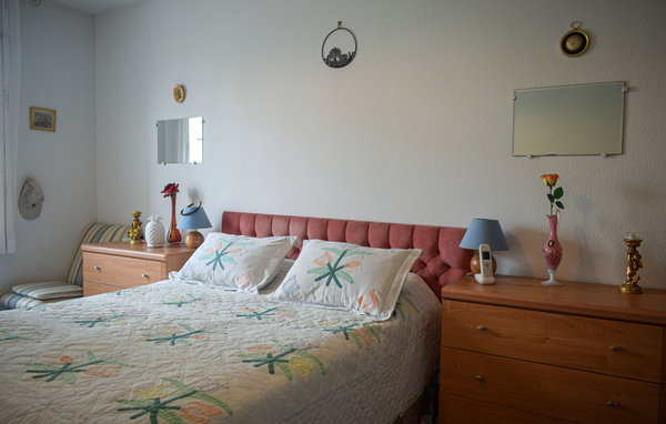Apartment - Vaux sur Mer , France - FCH224 602
