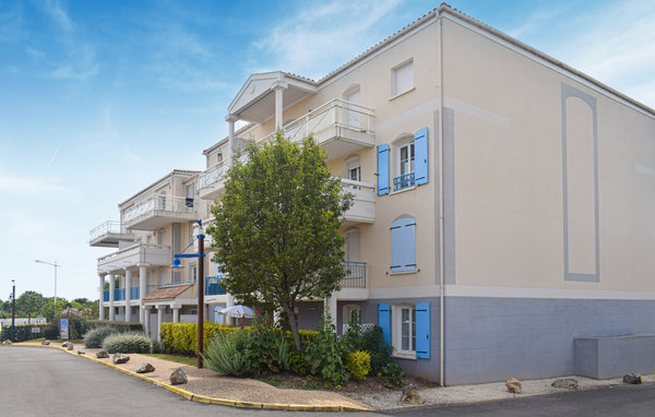 Apartment - Vaux sur Mer , France - FCH224 81