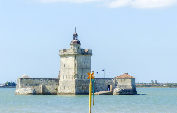 Holiday Home - Saint-Georges-d'Oléron , France - FCH235 901