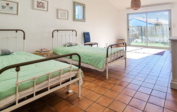 Location de vacances - Le Grand-Village-Plage , France - FCH238 604