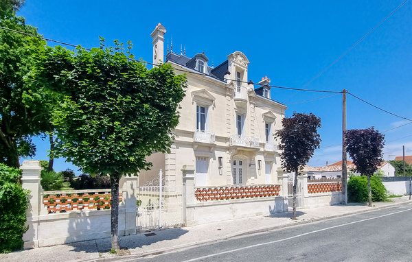 Location de vacances - Étaules , France - FCH308 81
