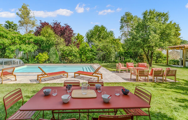 Holiday Home - Saint Pierre la Noue , France - FCH323 704