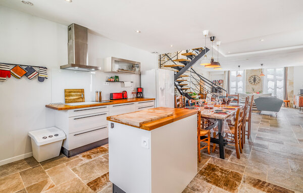 Holiday Home - Saint Pierre la Noue , France - FCH323 402