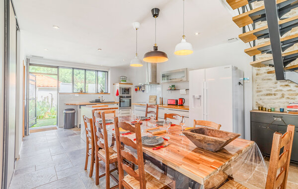 Holiday Home - Saint Pierre la Noue , France - FCH323 403