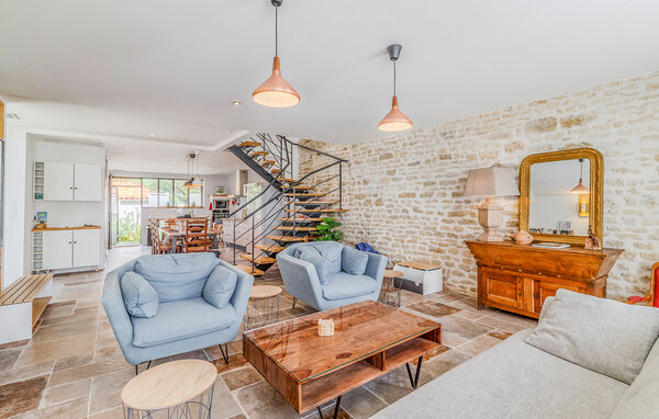 Holiday Home - Saint Pierre la Noue , France - FCH323 3