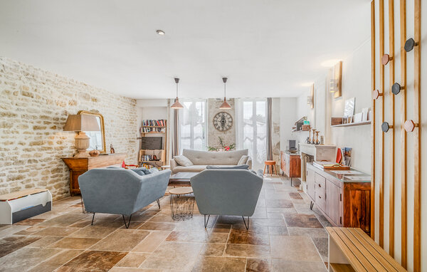 Holiday Home - Saint Pierre la Noue , France - FCH323 4