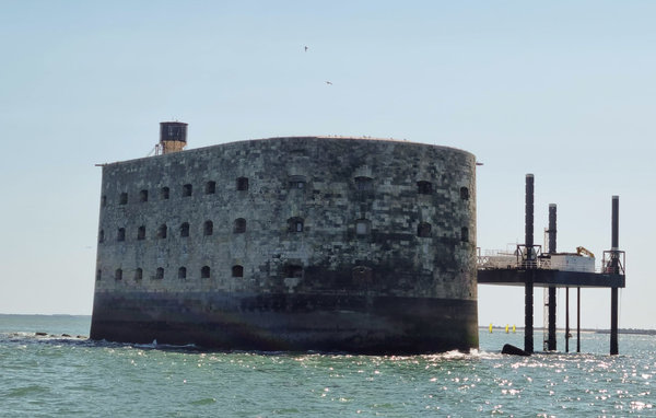 Holiday Home - Médis , France - FCH350 904