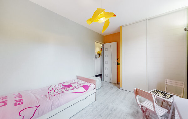 Holiday Home - Saint-Georges-de-Didonne , France - FCH384 607