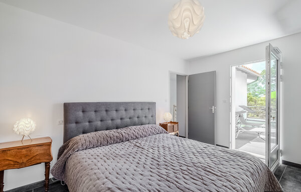 Holiday Home - Marennes d'Oléron , France - FCH391 601