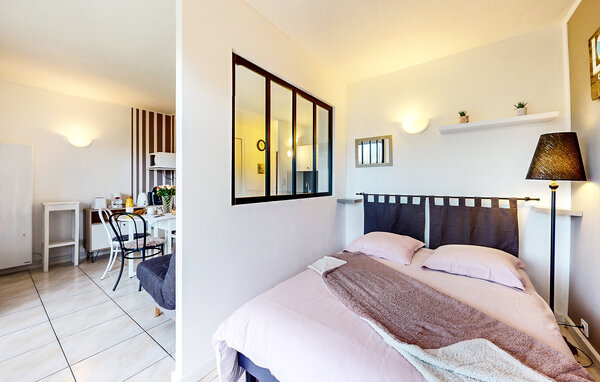 Apartment - Saint-Georges-de-Didonne , France - FCH424 601