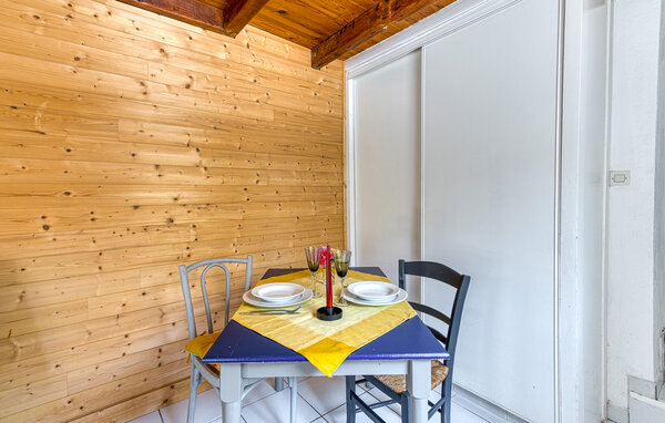 Holiday Home - Saint-Jean-d'Angély , France - FCH434 301