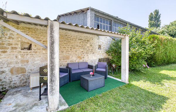 Holiday Home - Saint-Jean-d'Angély , France - FCH434 101